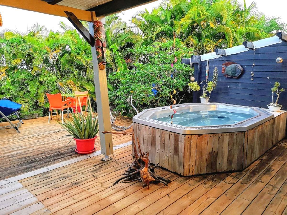 Bungalow La Perle - Jacuzzi - Piscine Saint-Francois  Εξωτερικό φωτογραφία