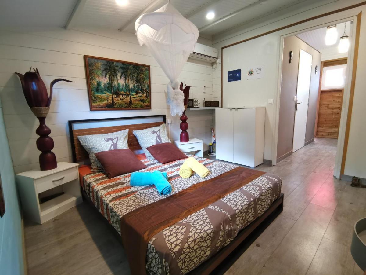 Bungalow La Perle - Jacuzzi - Piscine Saint-Francois  Εξωτερικό φωτογραφία